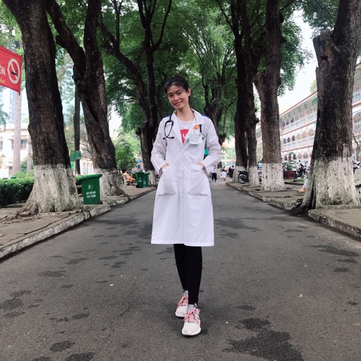 Lê Thị Thuý Uyên