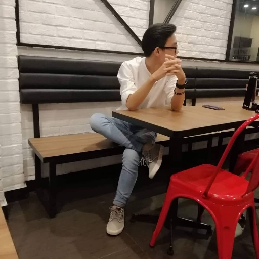 Nguyễn Hoàng Khải