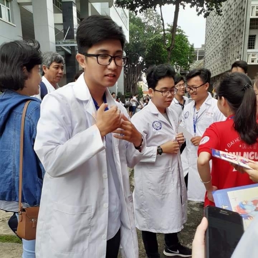 Lê Trần Quốc Toàn