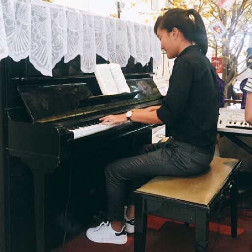 Nguyễn Lê Hoài Trâm