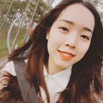 Khương Nguyễn Minh Thư