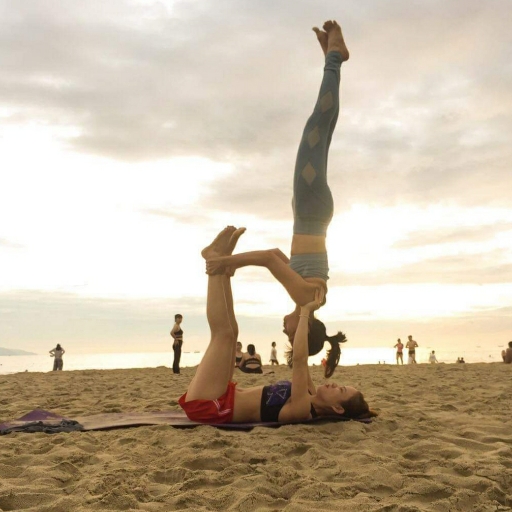 Hạnh Yoga
