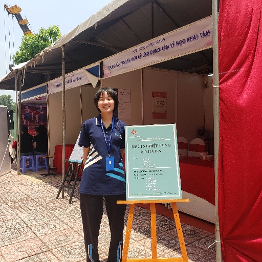 Nguyễn Thị Kim Ngân