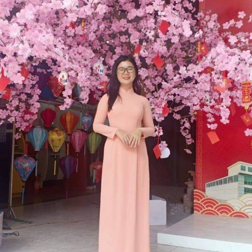 Trần Mai Hương