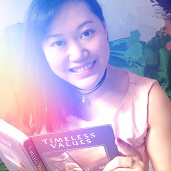 Phùng Thuý Hằng