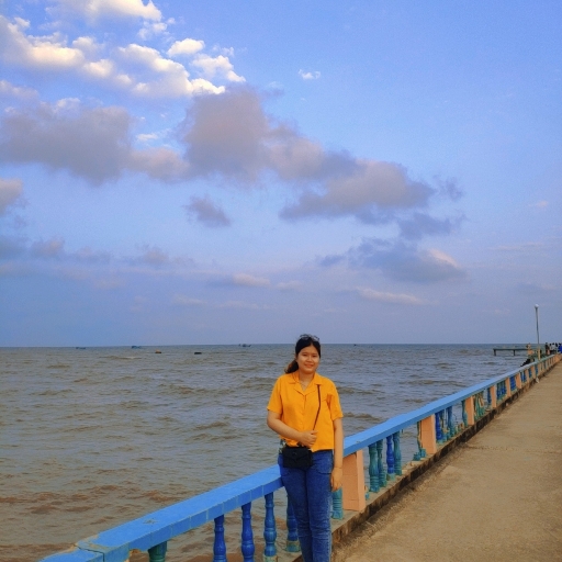 Lê Phương Tuyền 