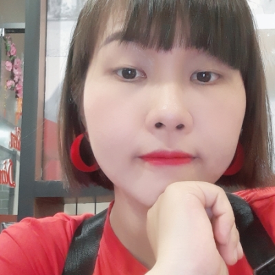 Nguyễn Thị Cẩm Tú