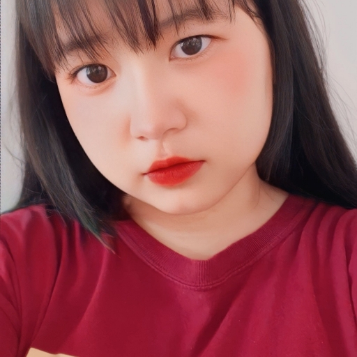 THẠCH THÚY HUỲNH