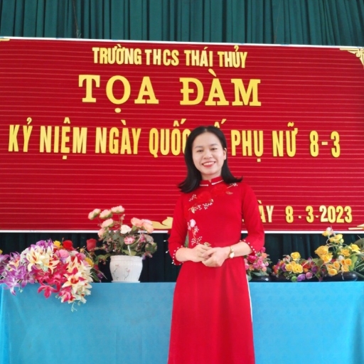 HOÀNG TẰM