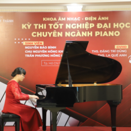 TRẦN PHƯƠNG HỒNG NGỌC