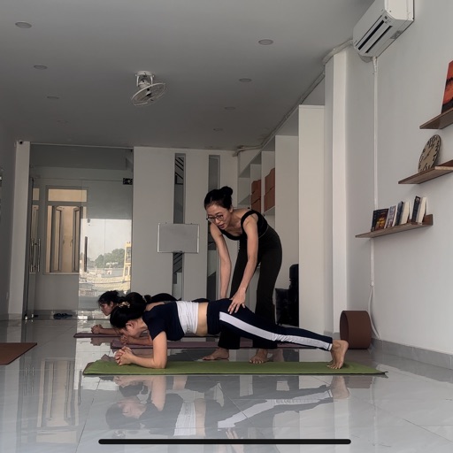 Phụng Phan (Yogatutam)