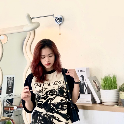 Nguyễn Lê Việt Trinh