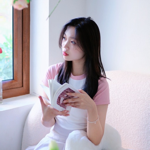 Trần Thị Thuỳ Linh 