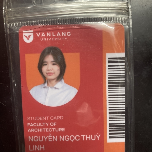 Thùy Linh