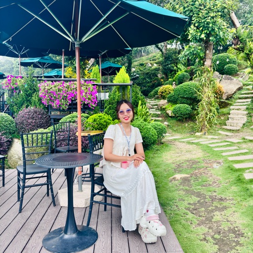 Kim Hương