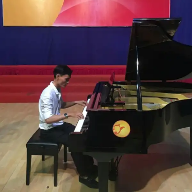 Lê Văn Hiển