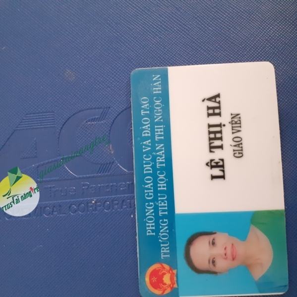 LE THI HA