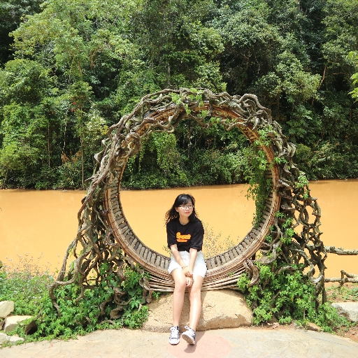 Huỳnh Kim Thoa 